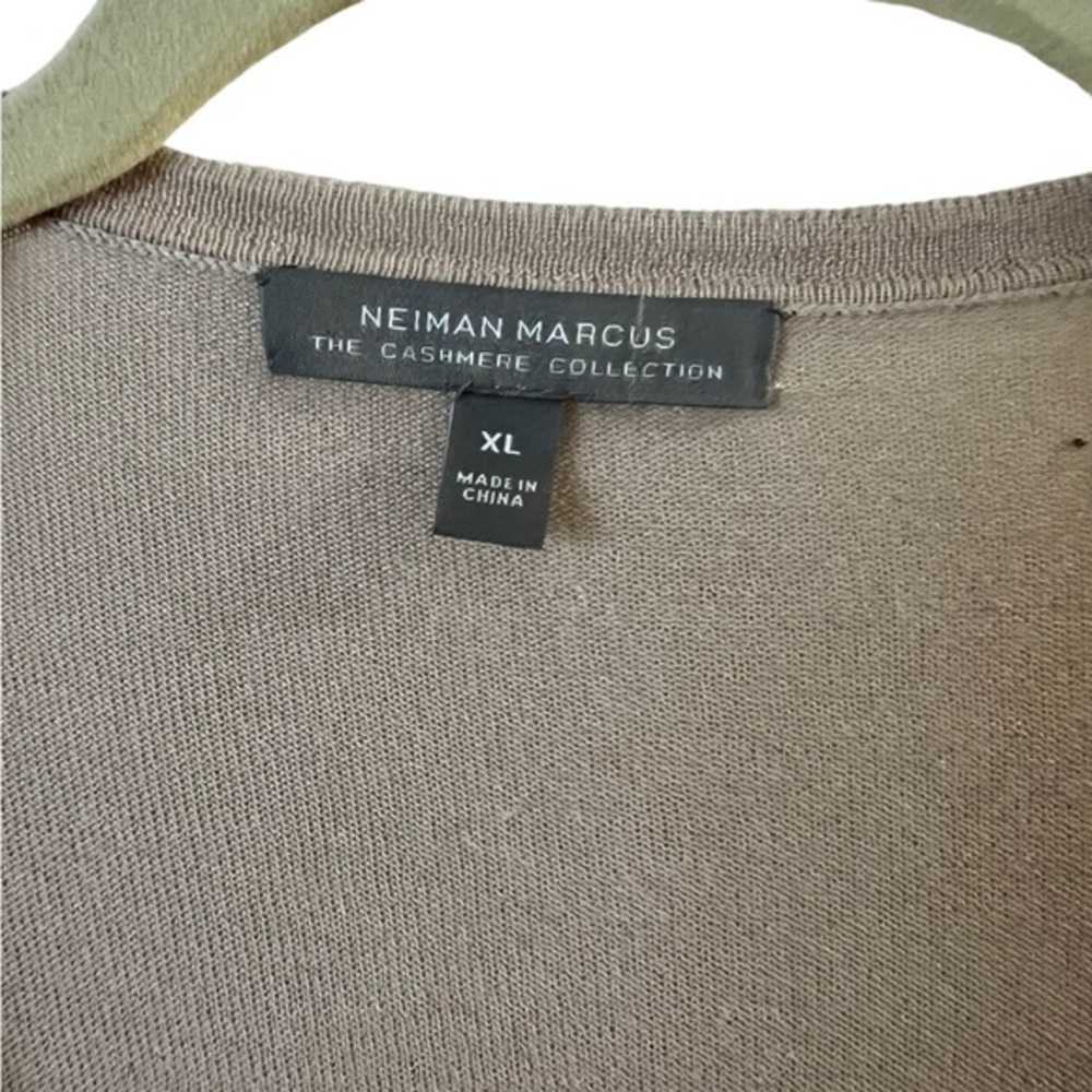 Neiman Marcus 100% Cashmere Neutral Light Tan Cardigan Shrug - Picture 3 of 4